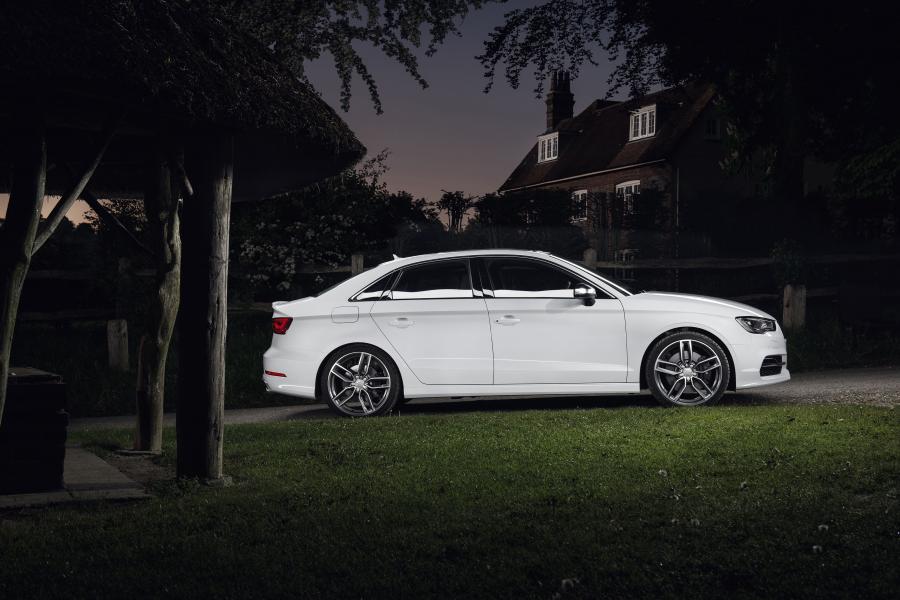  Audi S3 Sedan (8V) 2013 года  (UK) (фото 2 из 53)